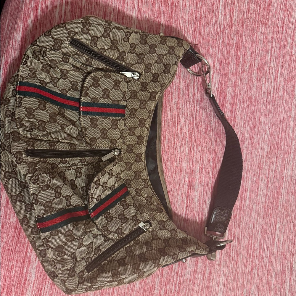 Brown Gucci Handbad